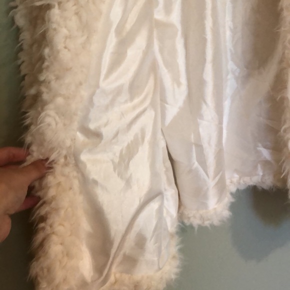 Cropped Faux Jacket - Picture 5 of 6